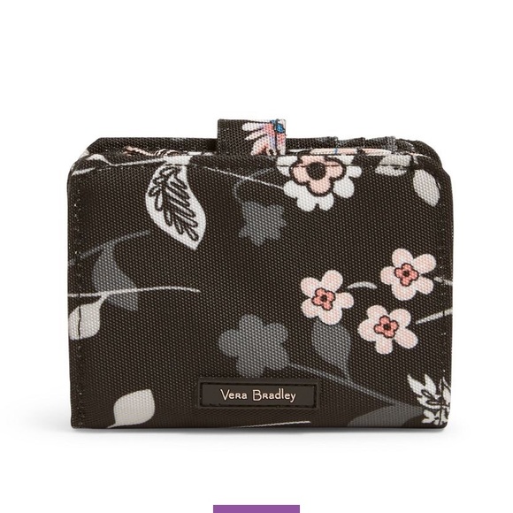 Vera Bradley Handbags - Vera Bradley lighten up RFID wallet